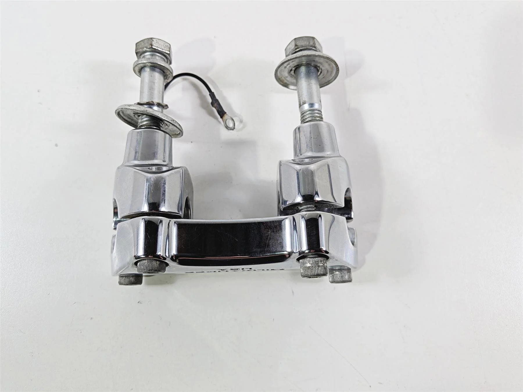 2011 Harley FXDF Dyna Fat Bob Chrome Milwaukee Handlebar Riser Clamps 55900025 - Image 6