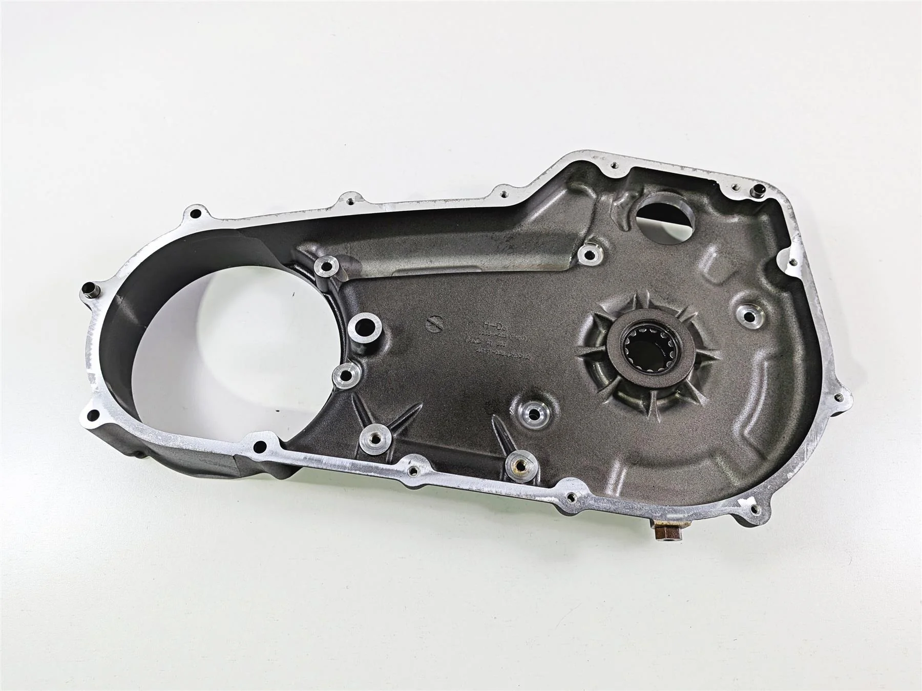 2011 Harley FXDF Dyna Fat Bob Inner Primary Drive Clutch Cover Fw 60681-08B - Image 6