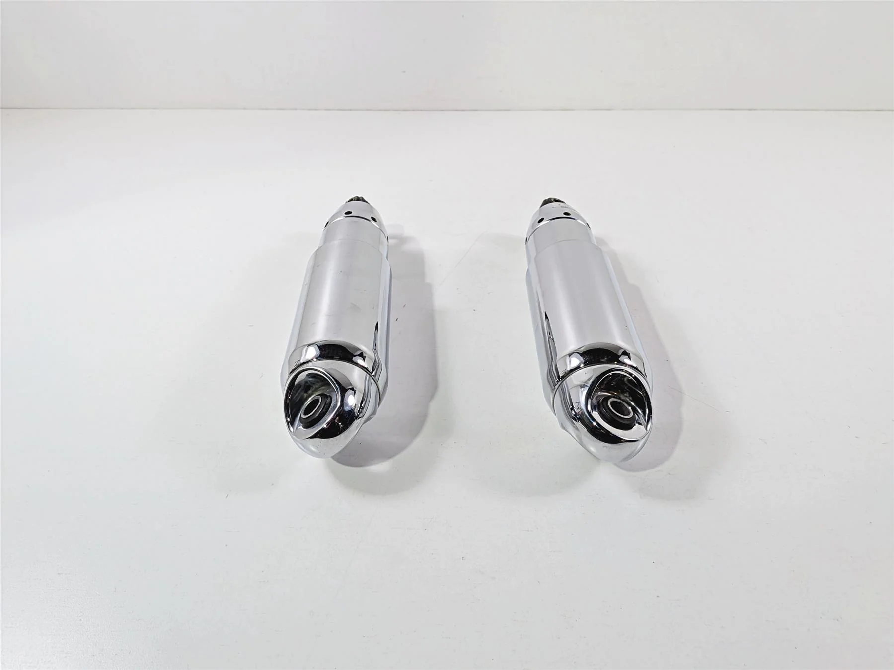 2011 Harley FXDF Dyna Fat Bob Rear Chrome Shock Damper Set  13.5" 54537-08A - Image 4