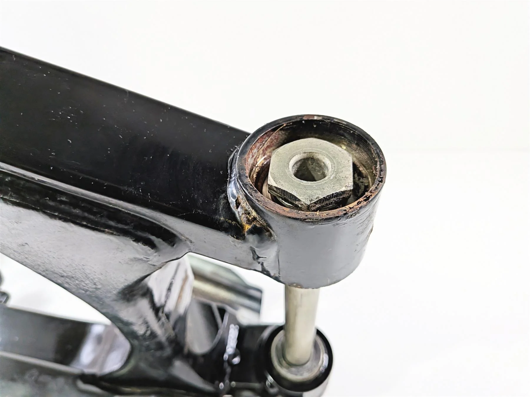 2011 Harley FXDF Dyna Fat Bob Rear Swingarm & Belt Guards 47820-10 - Image 7