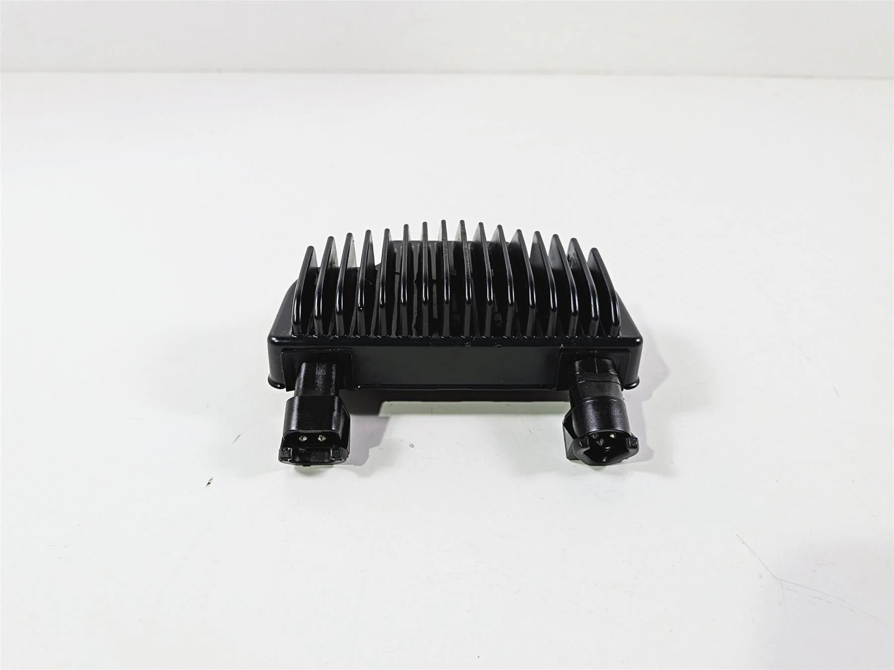2011 Harley FXDF Dyna Fat Bob Rectifier Voltage Regulator 74631-08A - Image 3