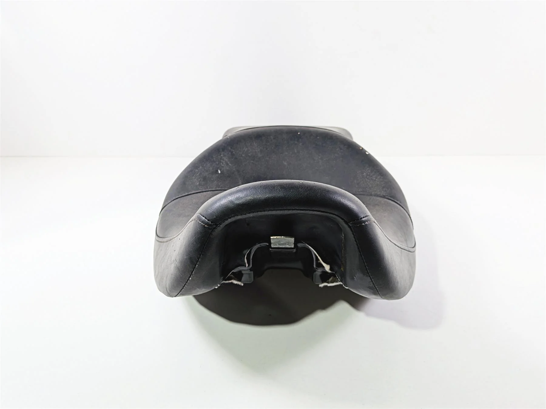 2011 Harley FXDF Dyna Fat Bob Sundowner Touring Seat Saddle 51540-06 - Image 5