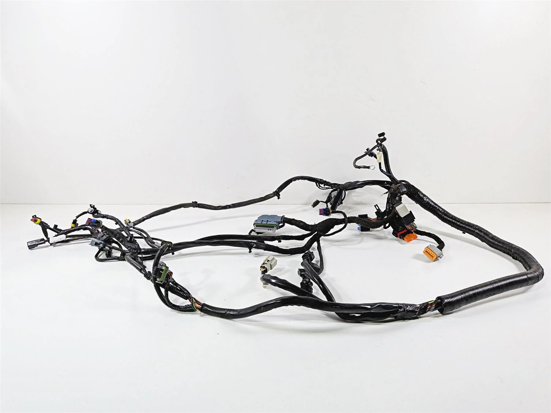 2011 Harley FXDF Dyna Fat Bob Wiring Harness Loom - No Cuts 69603-08A - Image 2