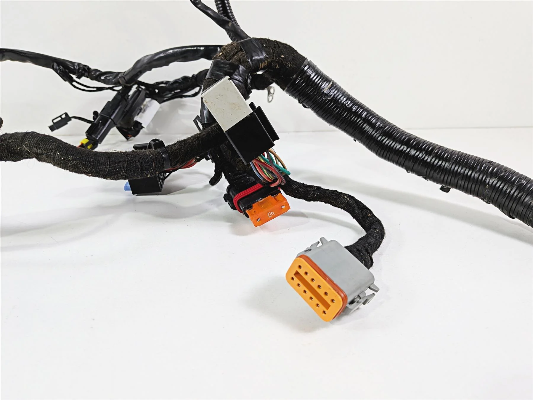 2011 Harley FXDF Dyna Fat Bob Wiring Harness Loom - No Cuts 69603-08A - Image 4