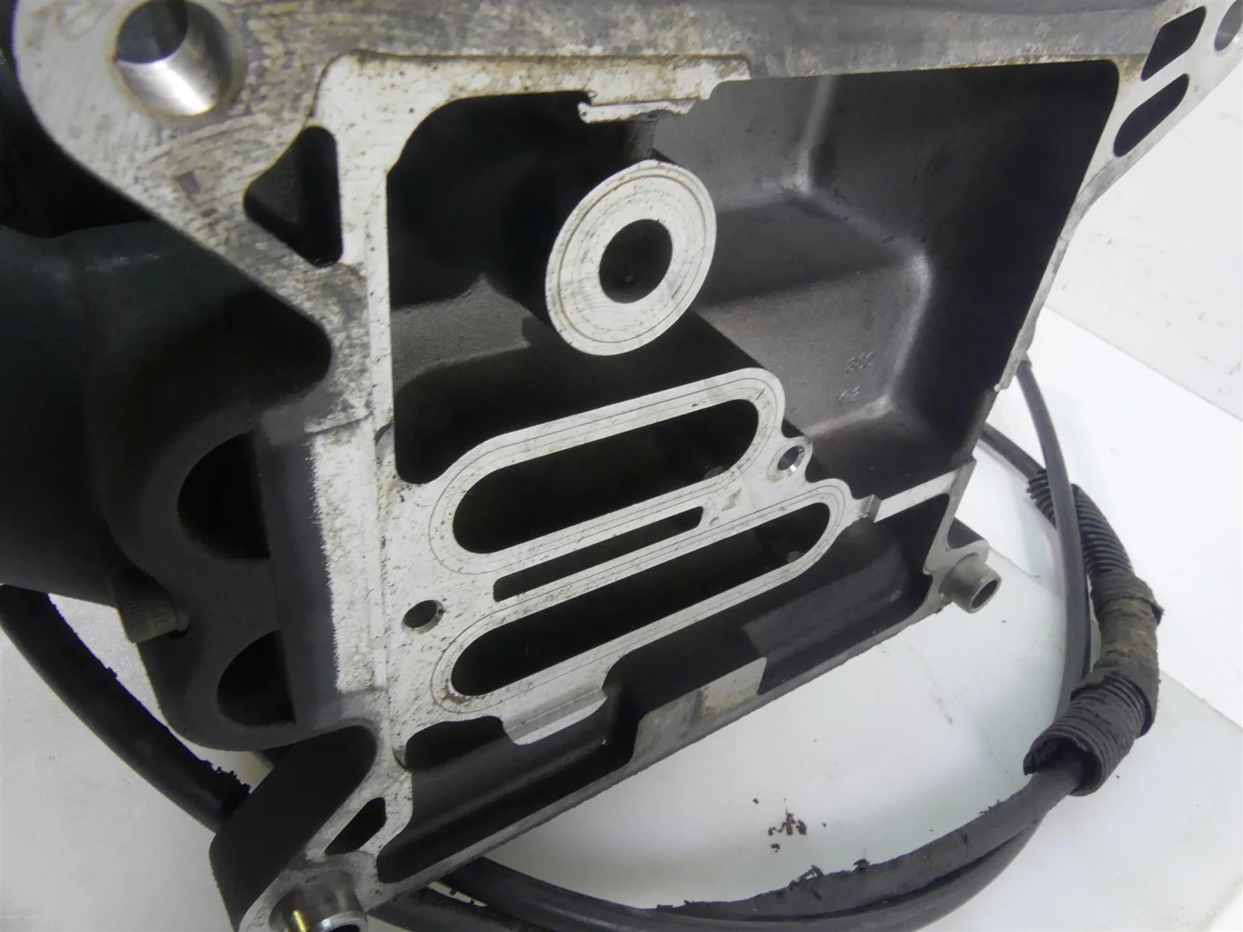 2011 Harley FXDWG Dyna Wide Glide 6-Sp Transmission Gear Box 33K -Read 33083-10A - Image 7