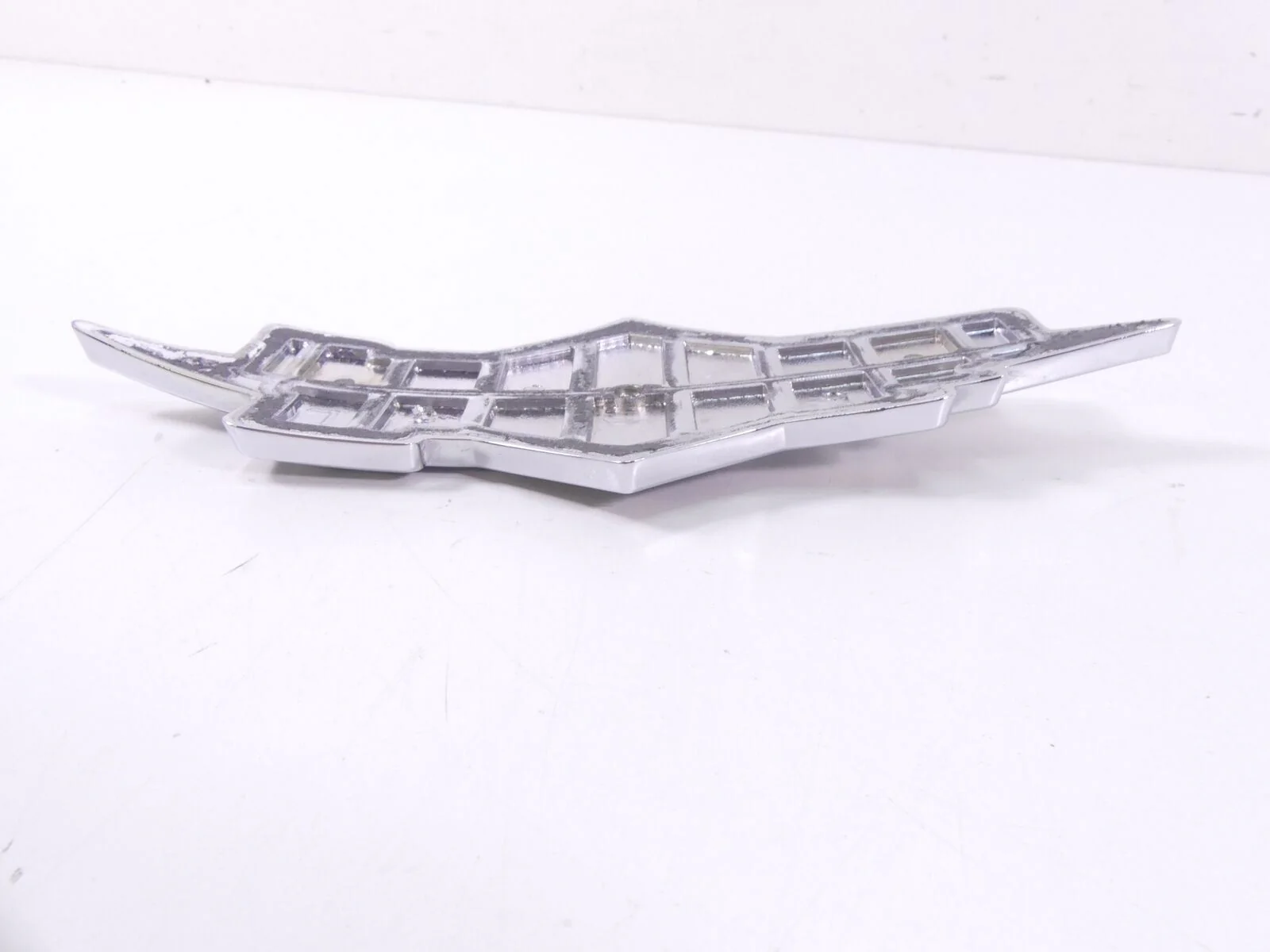 2011 Harley Softail CVO FLSTSE2 Convertible Fuel Gas Tank Emblem Badge 62329-11 - Image 6