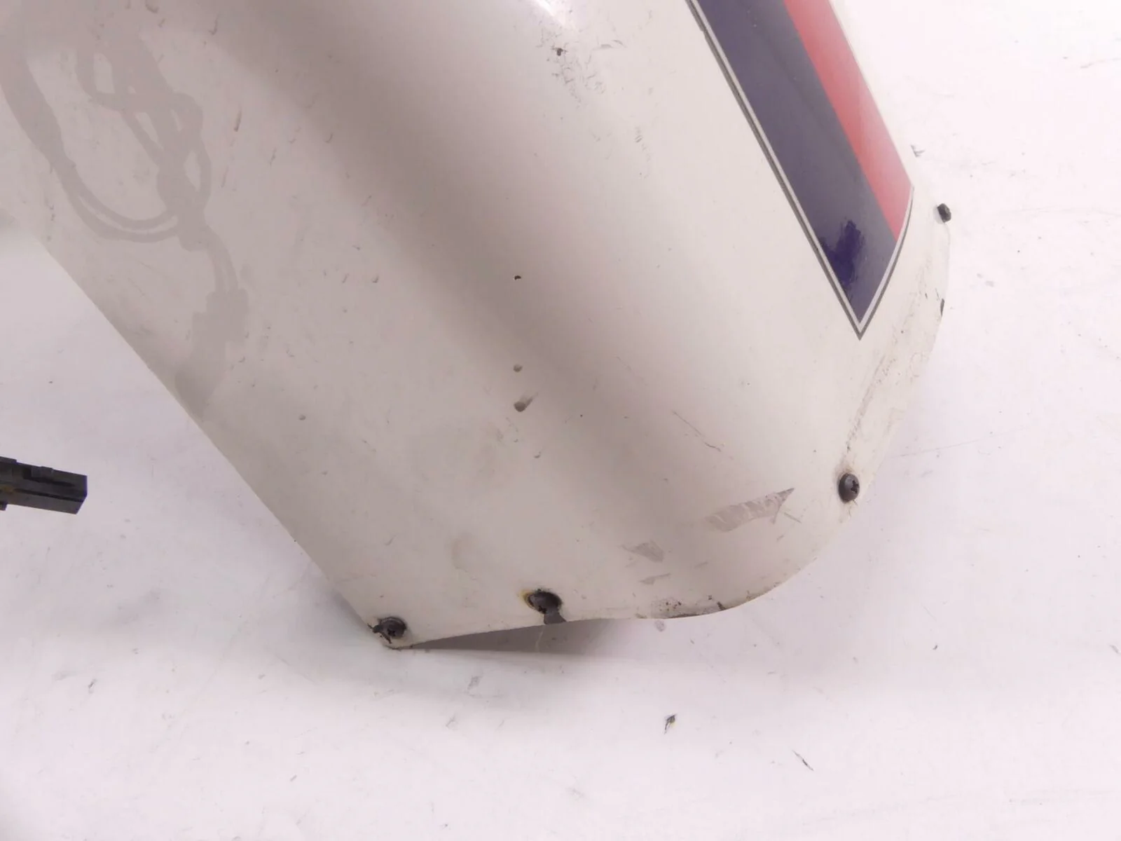 2011 Harley Touring FLHP Road King Front Fender Mud Guard - Dent 59093-00B - Image 5