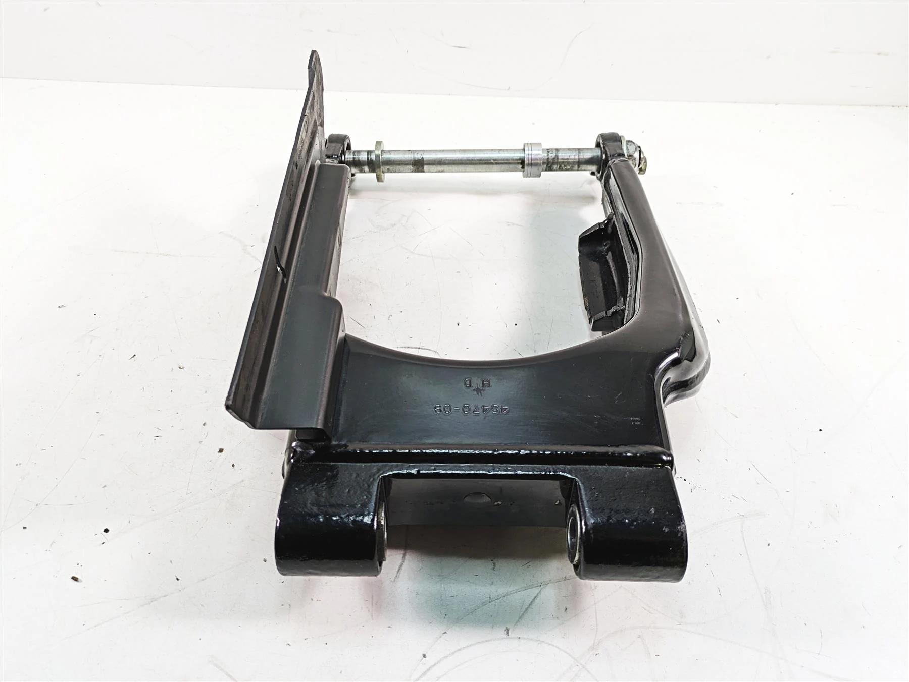 2011 Harley Touring FLHR Road King Swingarm Swing Arm 25mm Axle 47549-09A - Image 6