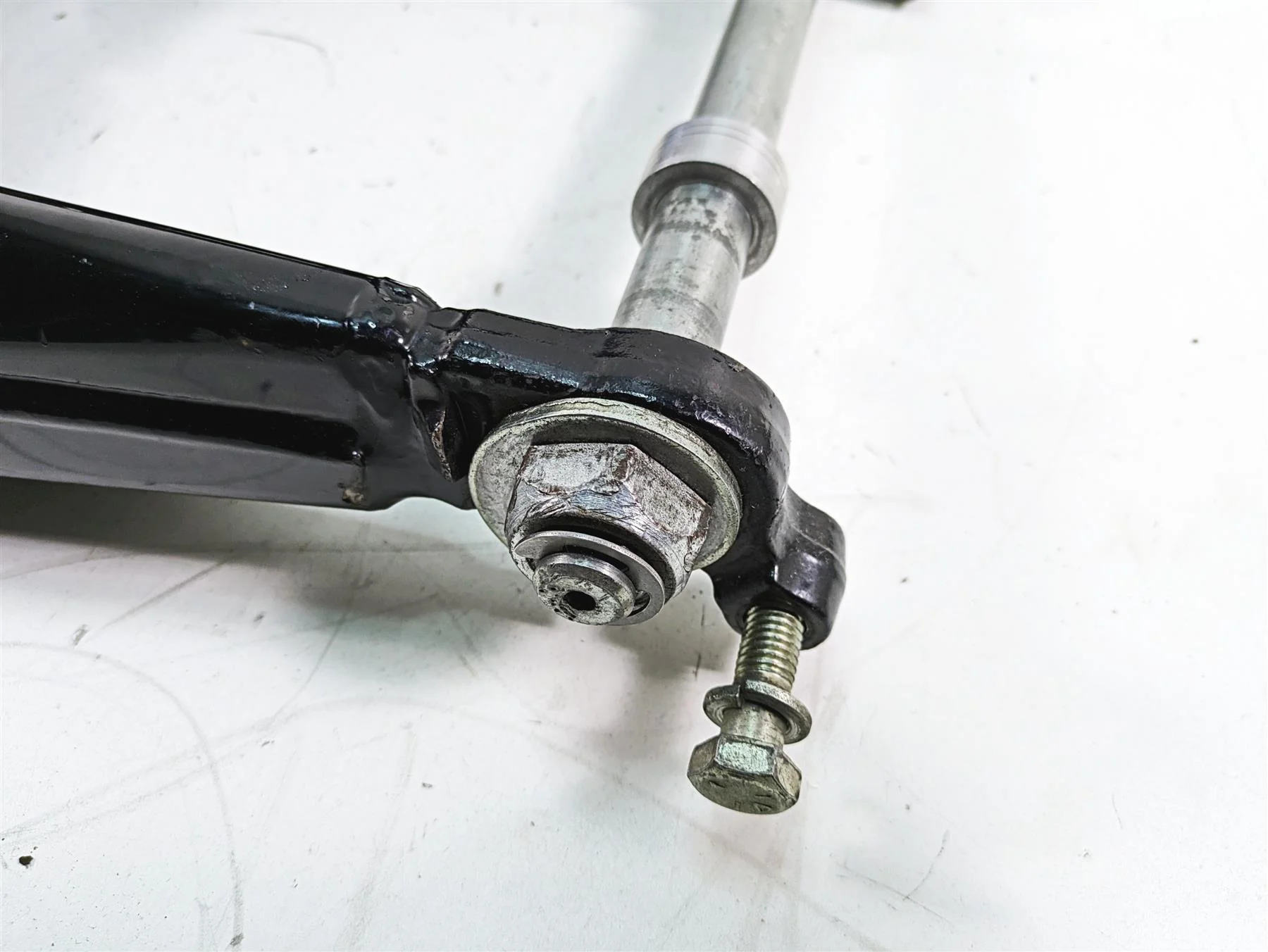 2011 Harley Touring FLHR Road King Swingarm Swing Arm 25mm Axle 47549-09A - Image 9
