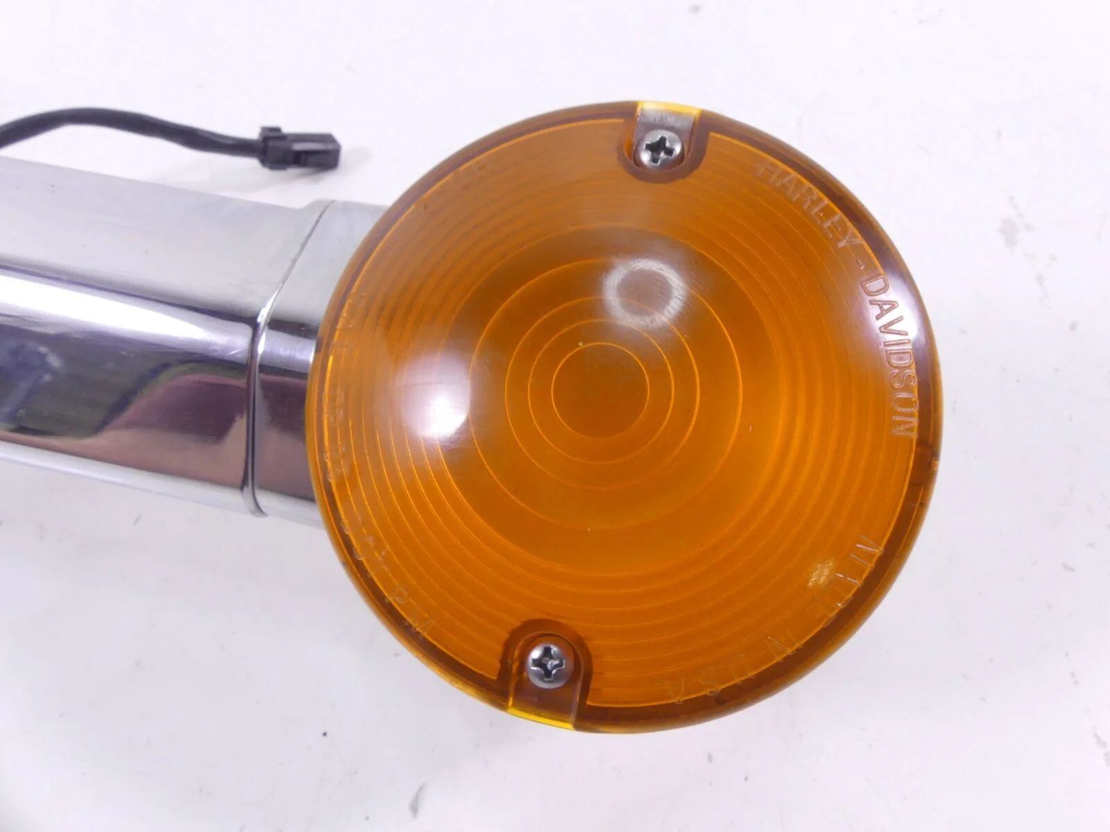 2011 Harley Touring FLHRC Road King Rear Blinker Turn Signal Bar 68510-74C - Image 4