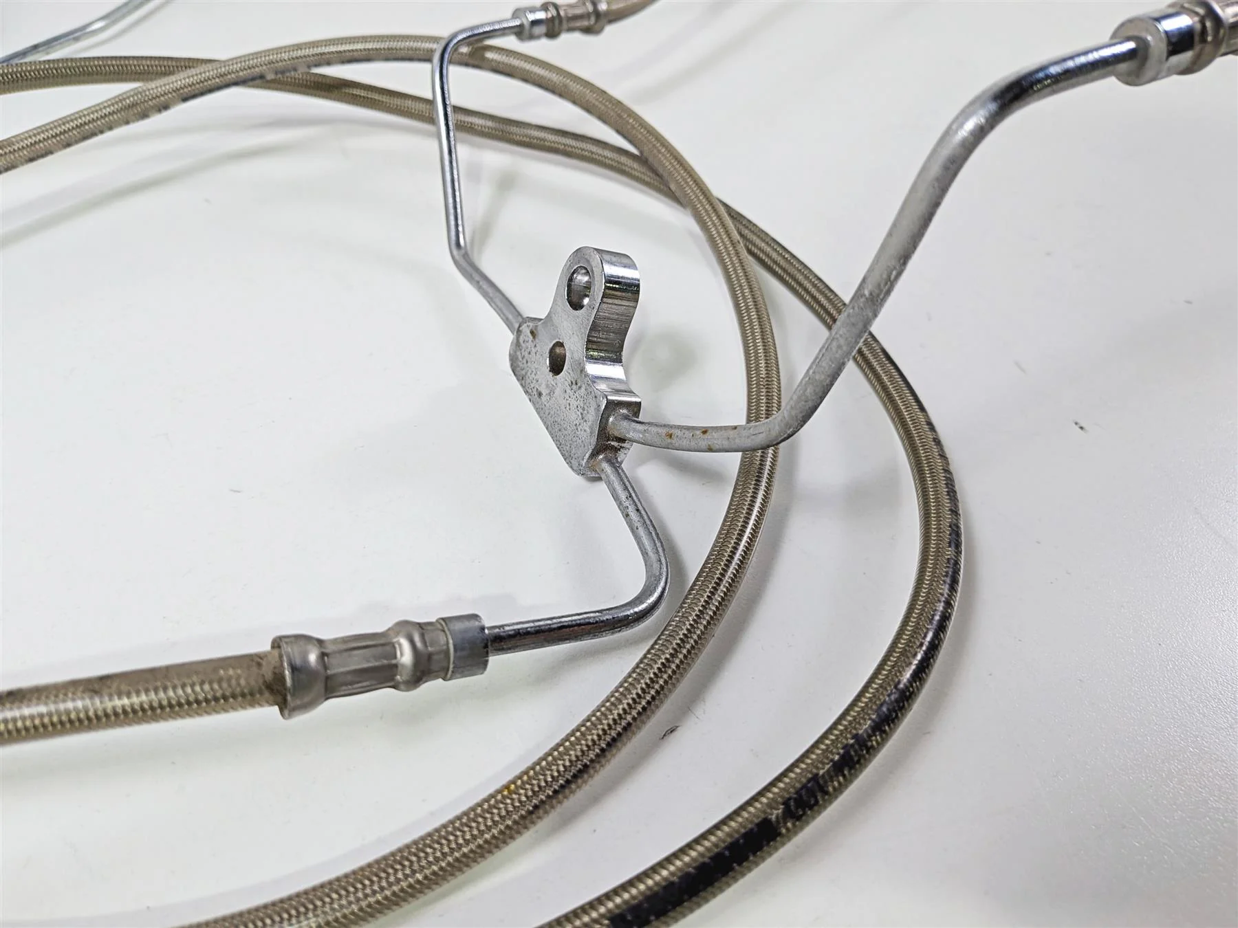 2011 Harley Touring FLHTCU CVO Electra Glide Abs Brake Line Set 42388-09 - Image 3