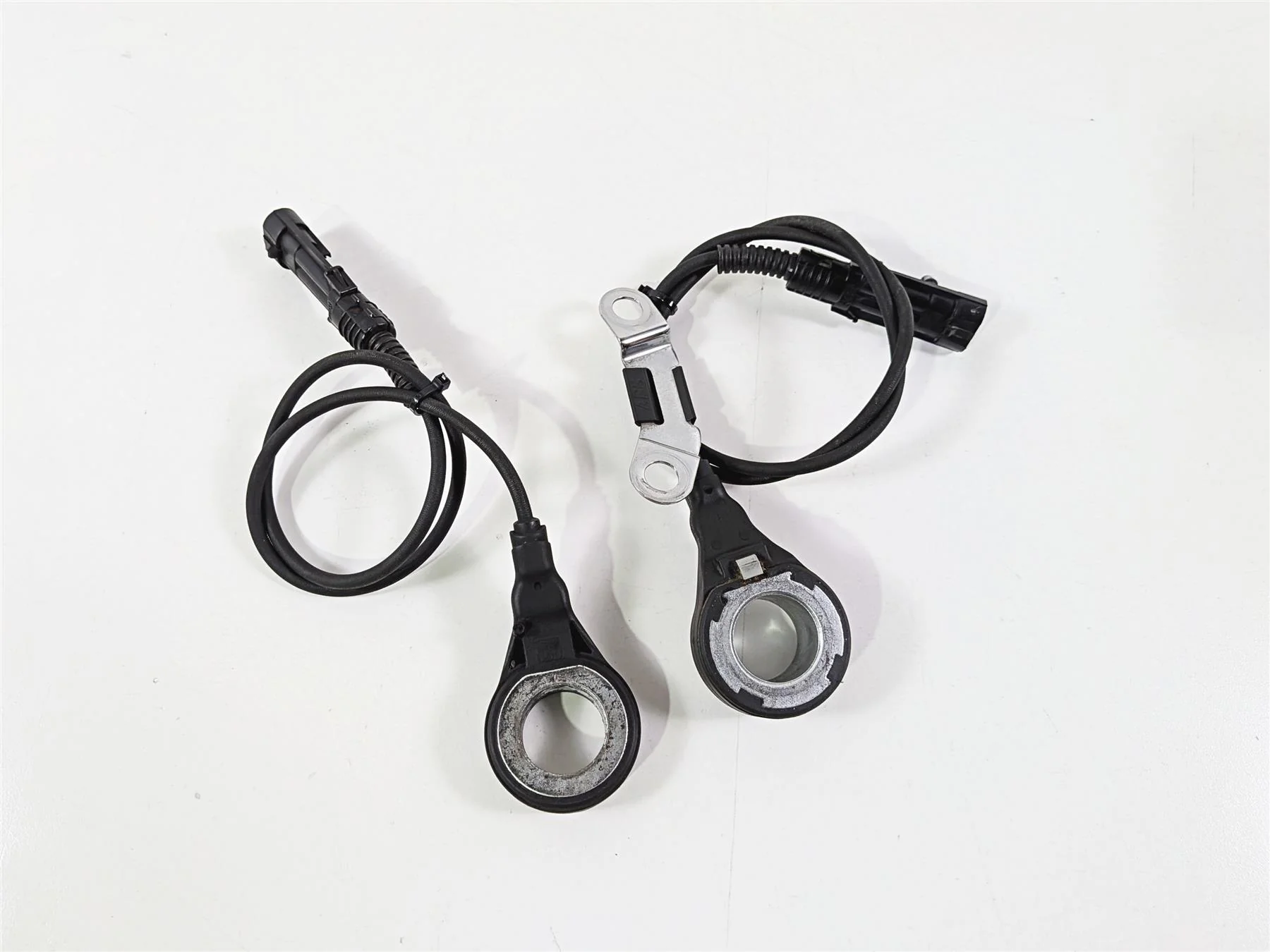 2011 Harley Touring FLHTCU CVO Electra Glide Abs Wheel Sensor Set 40614-08