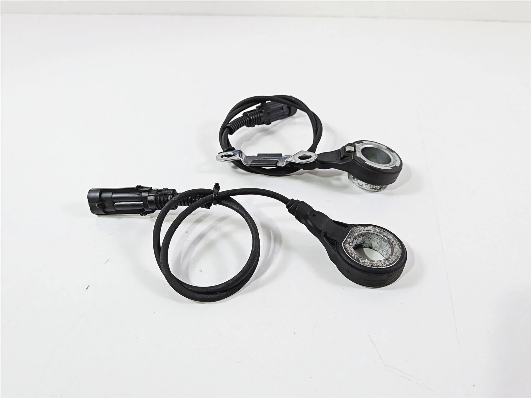 2011 Harley Touring FLHTCU CVO Electra Glide Abs Wheel Sensor Set 40614-08 - Image 3