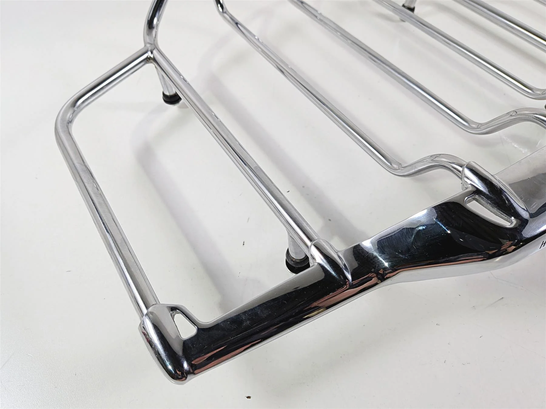 2011 Harley Touring FLHTCU CVO Electra Glide Air Wing Luggage Rack 79179-08 - Image 9