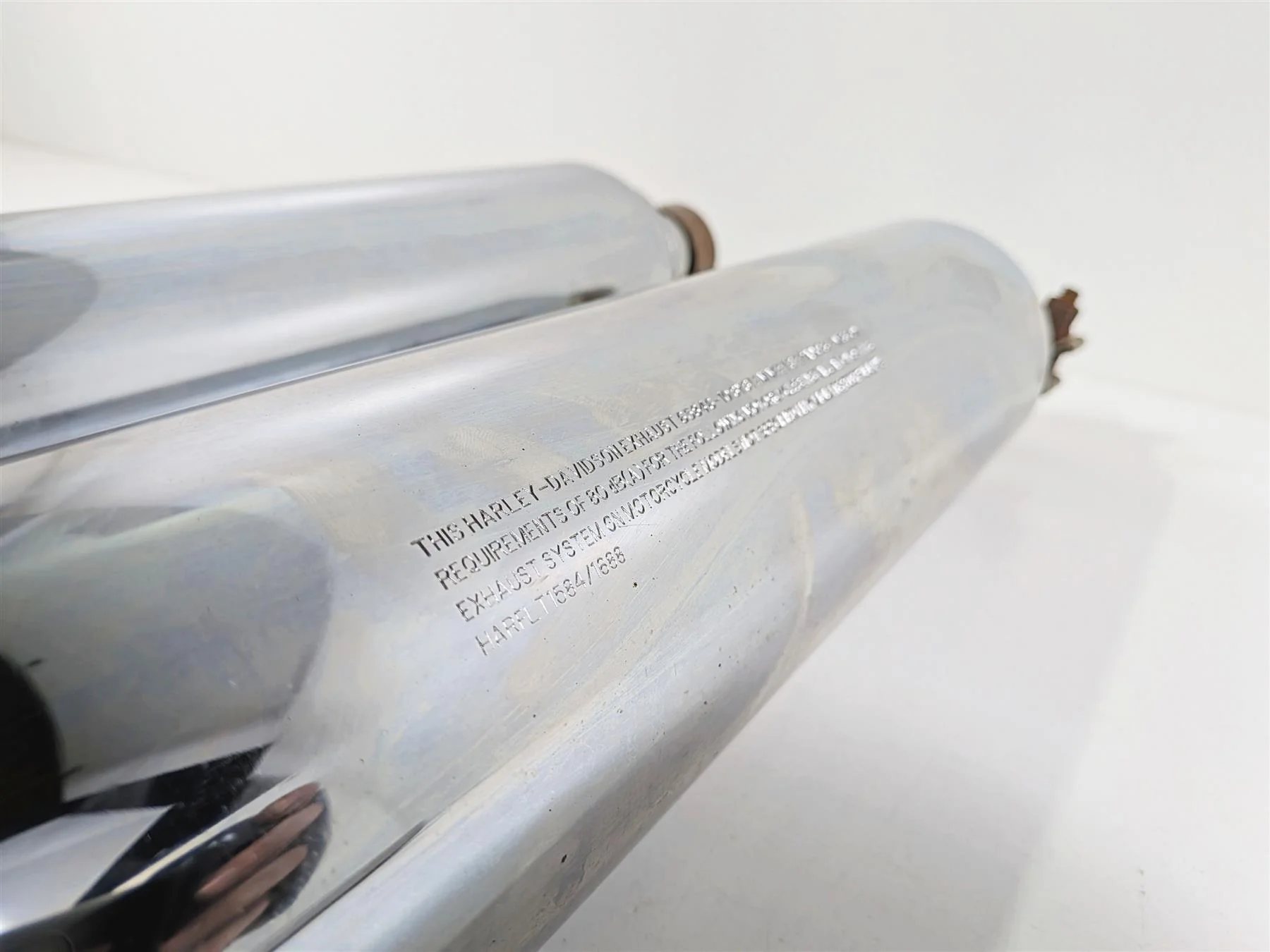 2011 Harley Touring FLHTCU CVO Electra Glide Exhaust Pipe Muffler Set 65538-09 - Image 13