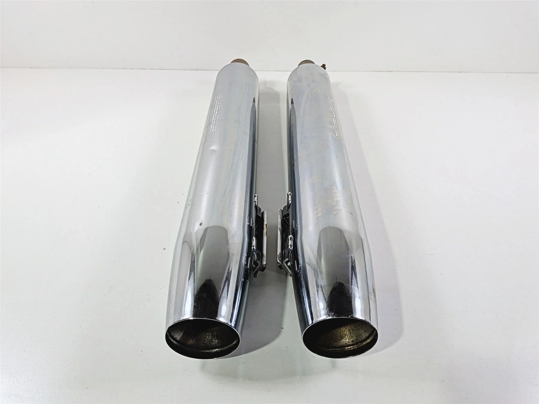 2011 Harley Touring FLHTCU CVO Electra Glide Exhaust Pipe Muffler Set 65538-09 - Image 5