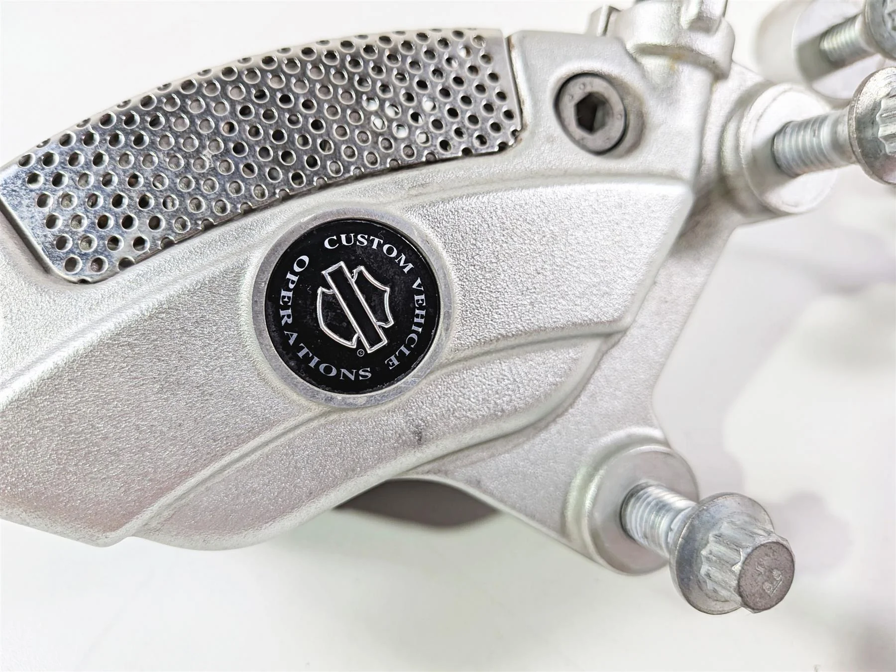 2011 Harley Touring FLHTCU CVO Electra Glide Front Brake Caliper Set 42938-08 - Image 13