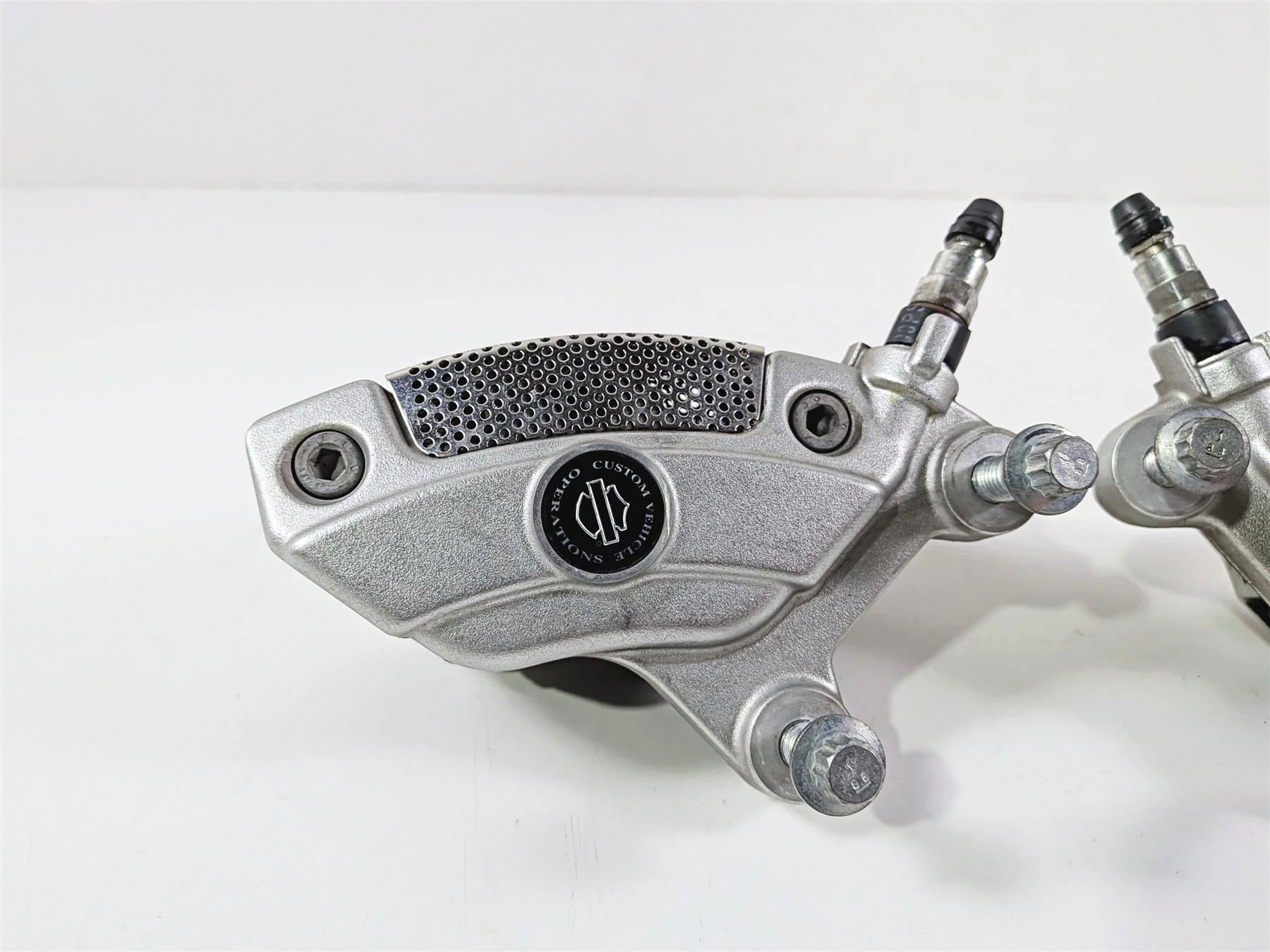 2011 Harley Touring FLHTCU CVO Electra Glide Front Brake Caliper Set 42938-08 - Image 3