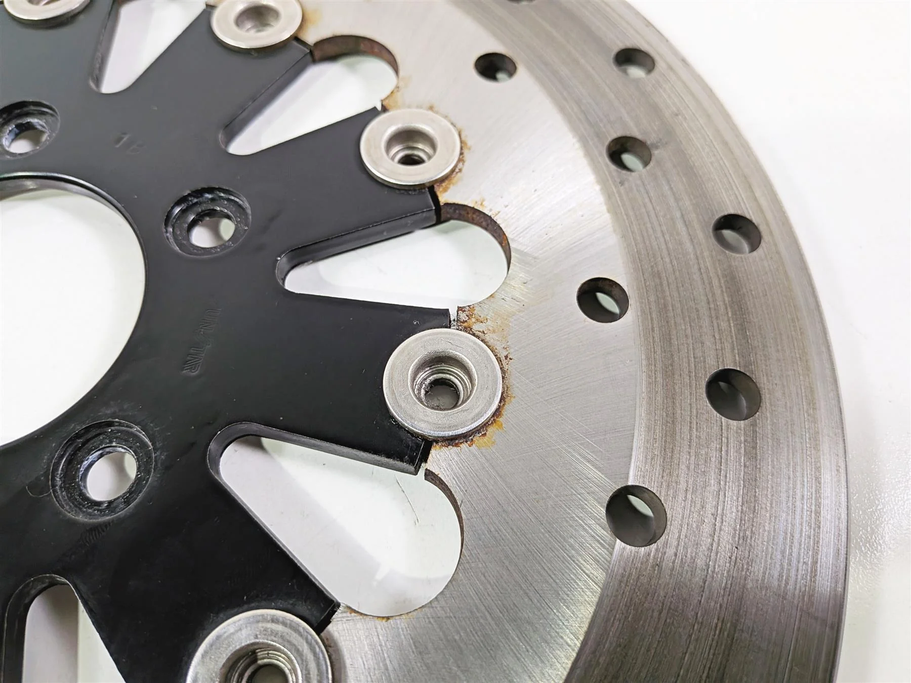 2011 Harley Touring FLHTCU CVO Electra Glide Front Brake Rotors 4.8mm 44973-10 - Image 8