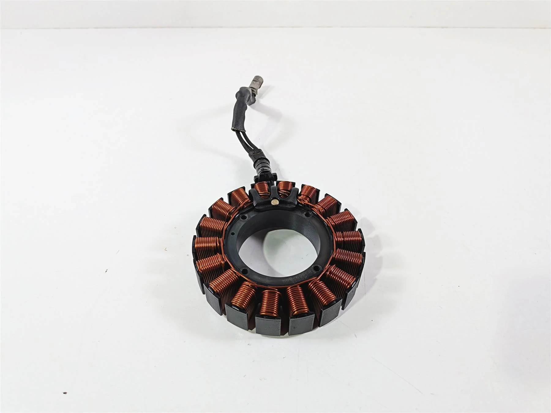 2011 Harley Touring FLHTCU CVO Electra Glide Ignition Stator Alternator 29987-06 - Image 3