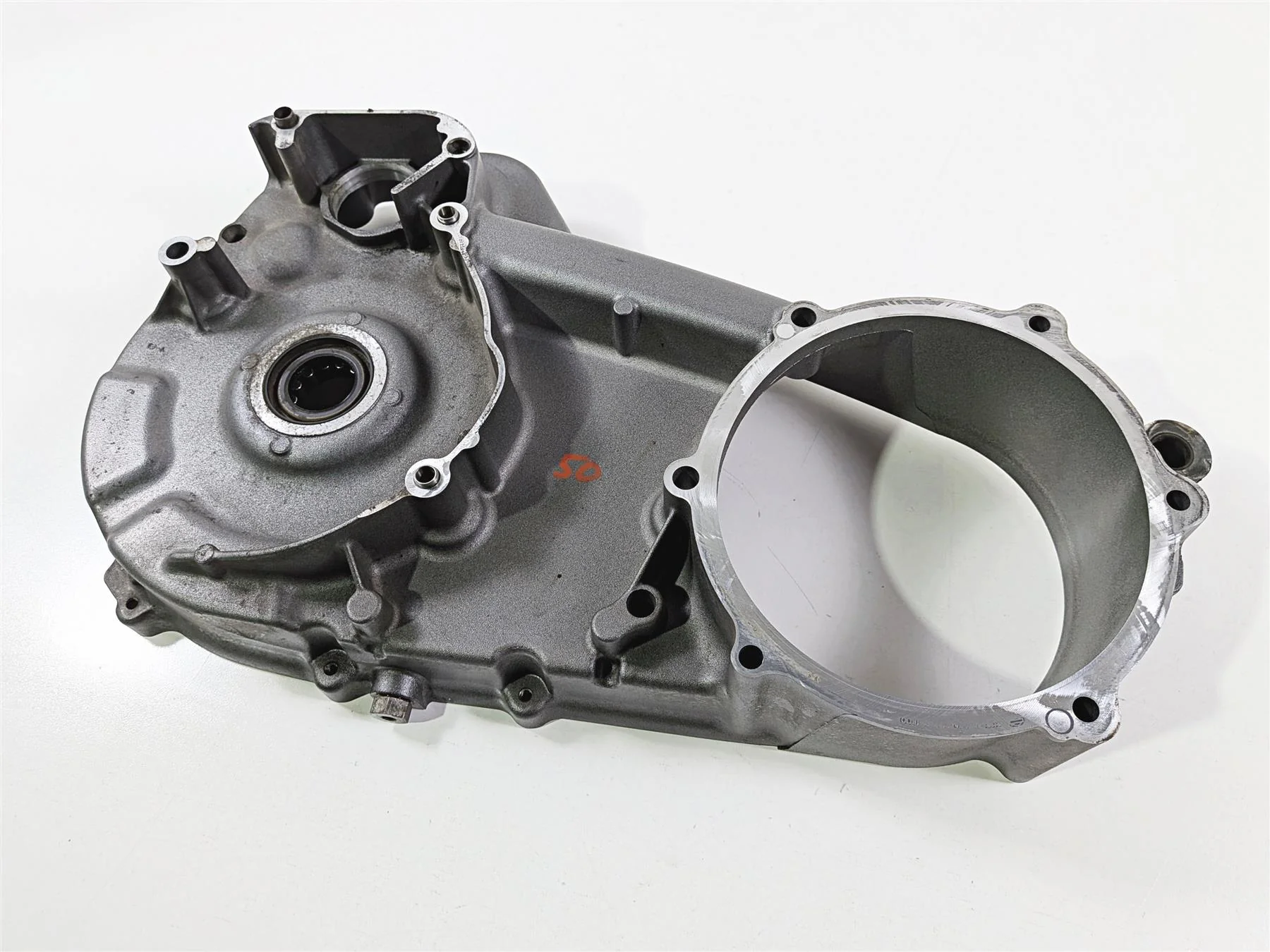 2011 Harley Touring FLHTCU CVO Electra Glide Inner Primary Drive Clutch Cover 60677-07