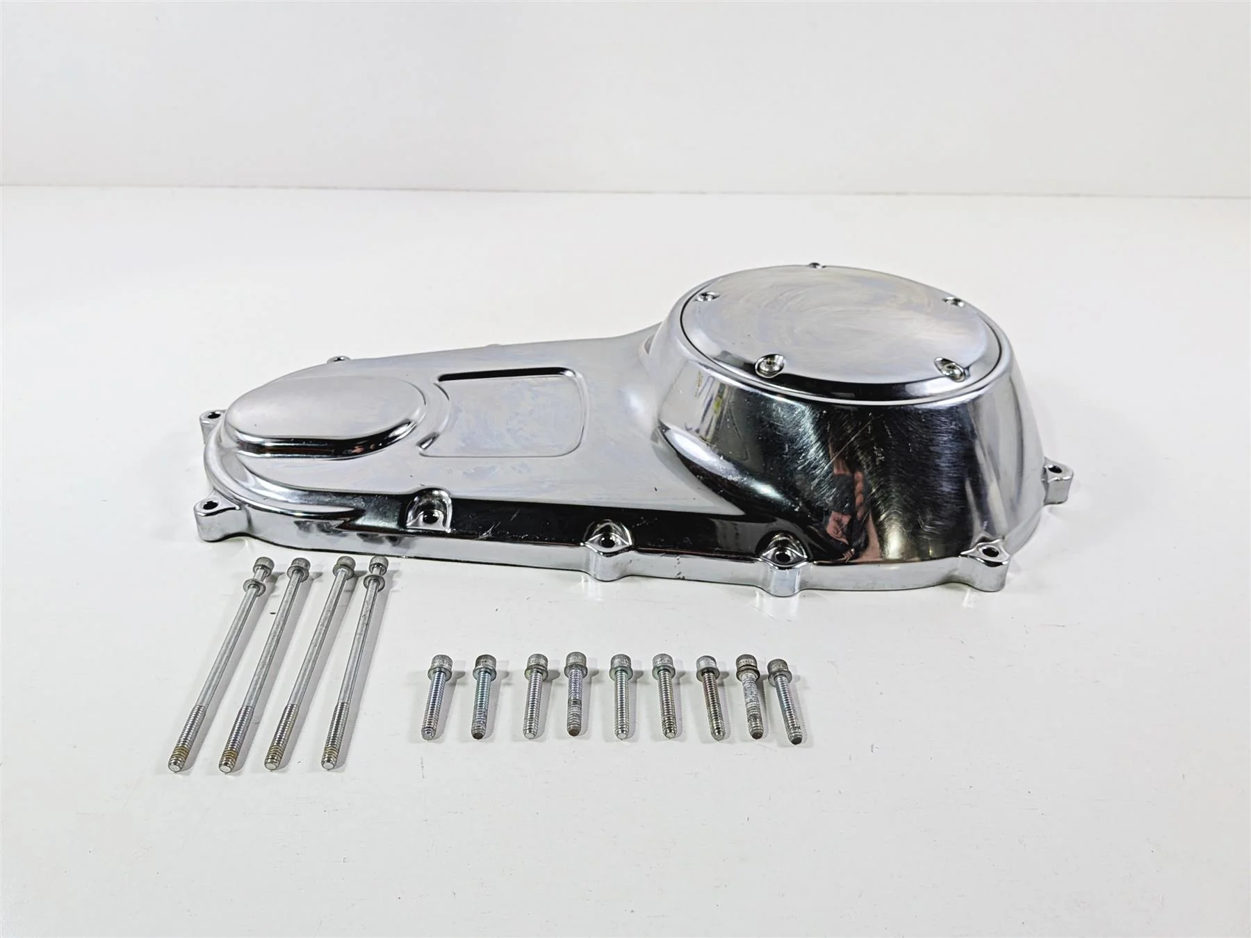 2011 Harley Touring FLHTCU CVO Electra Glide Outer Primary Drive Clutch Cover 60685-07 - Image 2