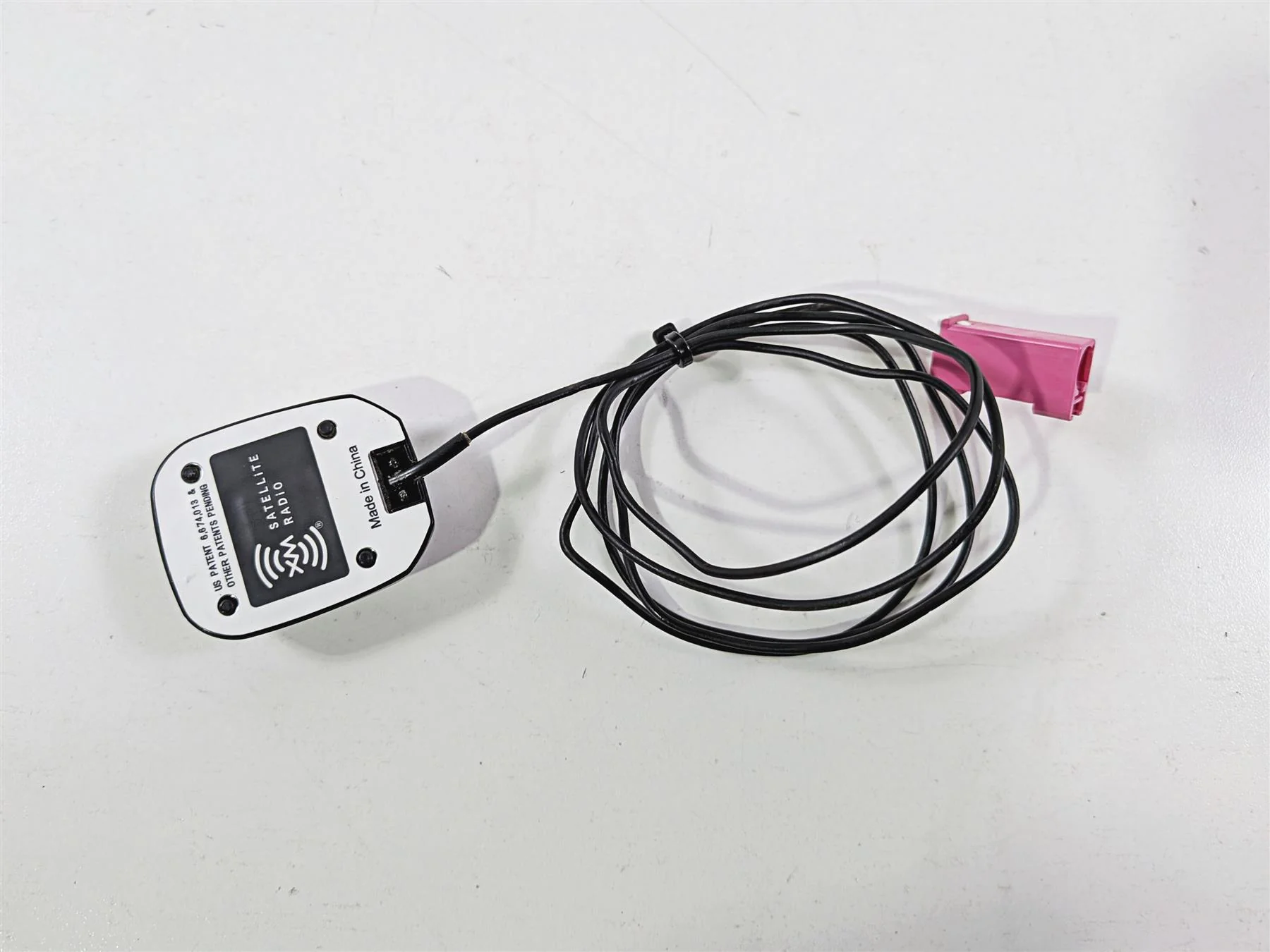 2011 Harley Touring FLHTCU CVO Electra Glide Radio & Cb + Xm Module 76160-06 - Image 3