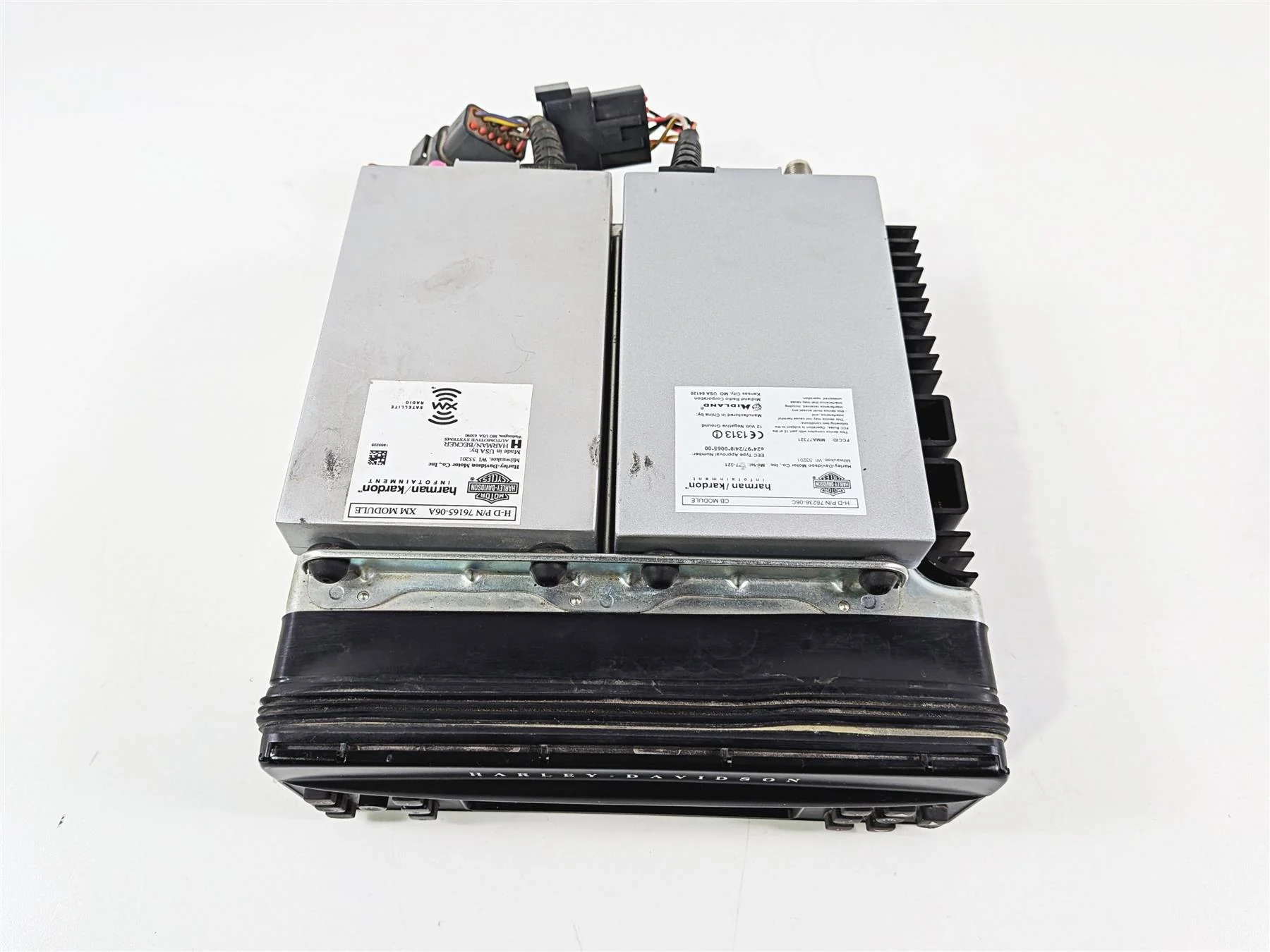 2011 Harley Touring FLHTCU CVO Electra Glide Radio & Cb + Xm Module 76160-06 - Image 5