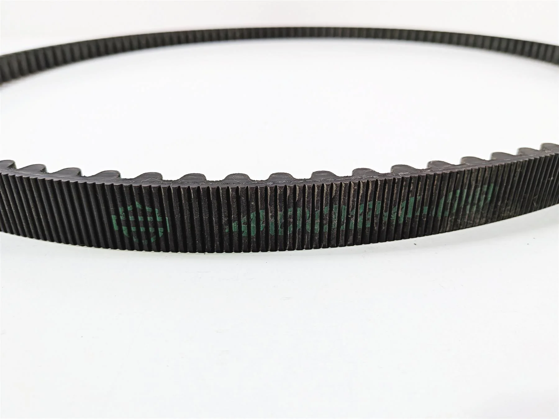 2011 Harley Touring FLHTCU CVO Electra Glide Rear Drive Belt  140T  1" 40024-09A - Image 3
