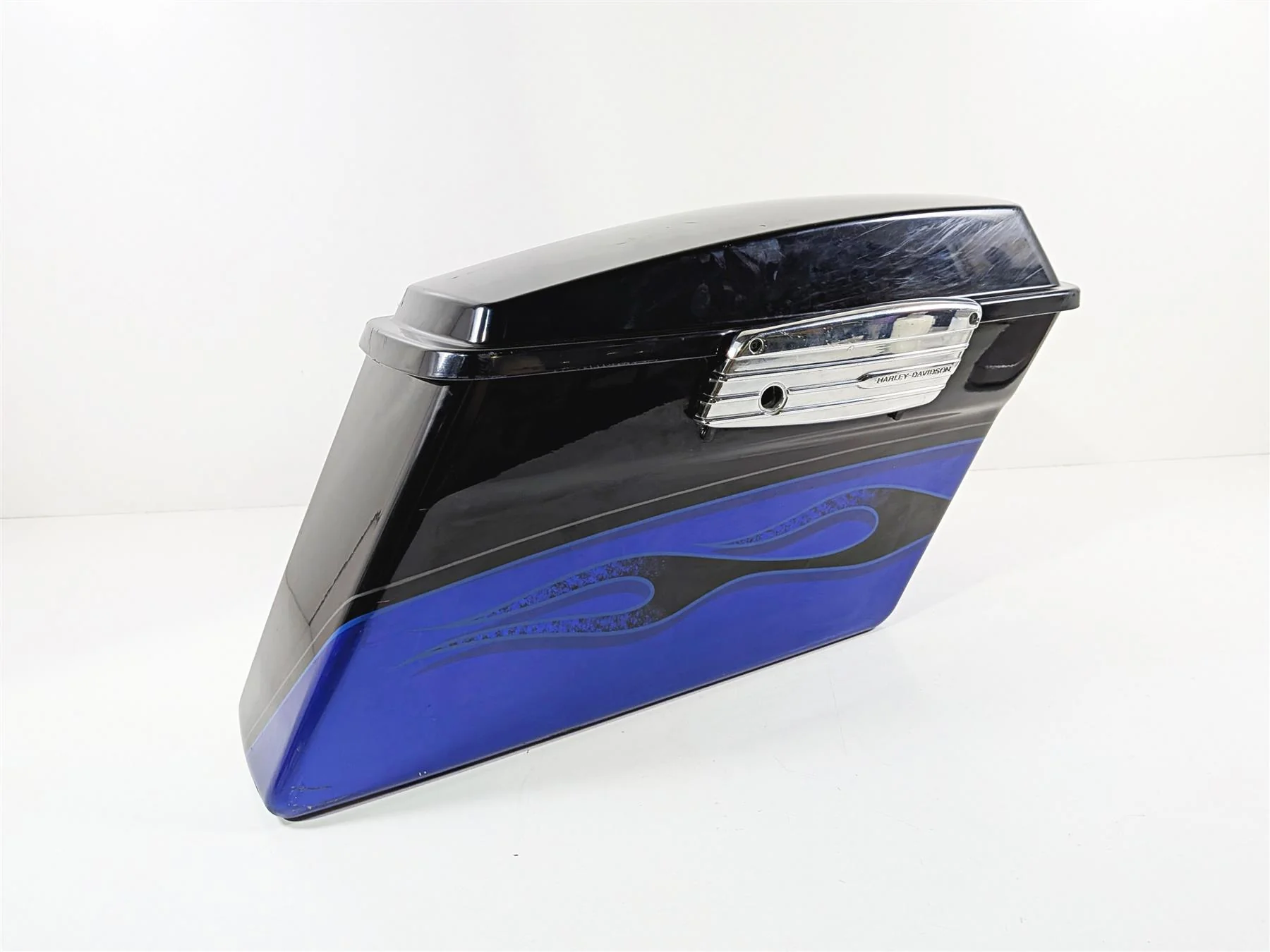 2011 Harley Touring FLHTCU CVO Electra Glide Right Saddlebag 91171-07 - Image 19