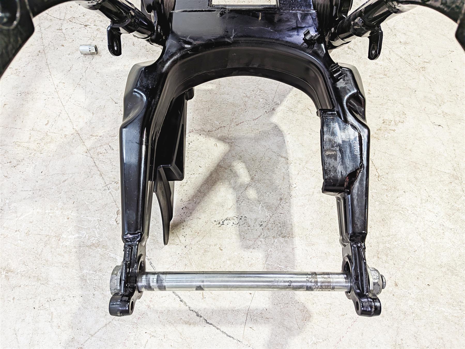 2011 Harley Touring FLHTCU CVO Electra Glide Straight Frame Chassis With Texas Salvage Title 47900-11 - Image 10