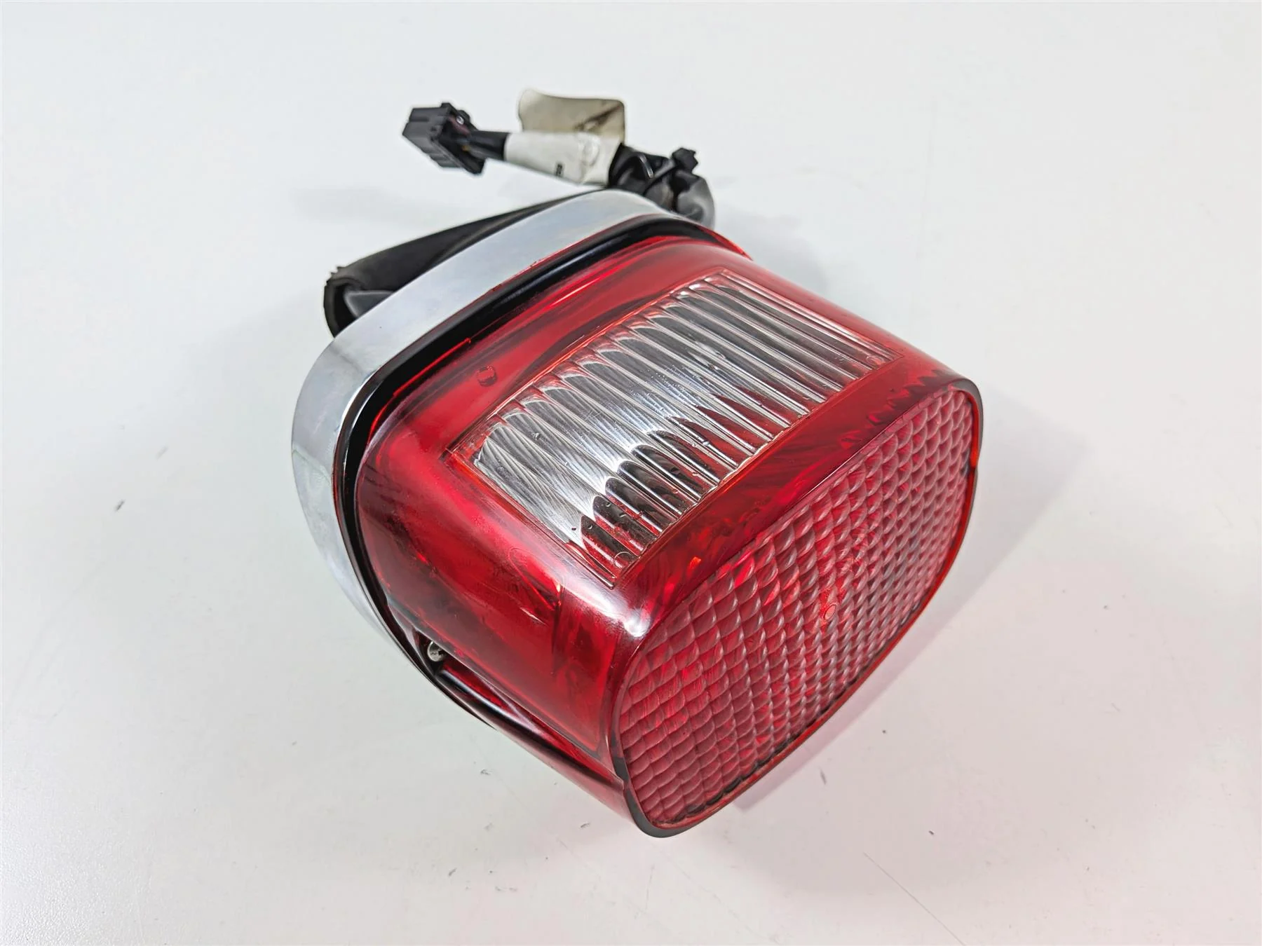 2011 Harley Touring FLHTCU CVO Electra Glide Taillight Tail Light Lamp 68369-03 - Image 10