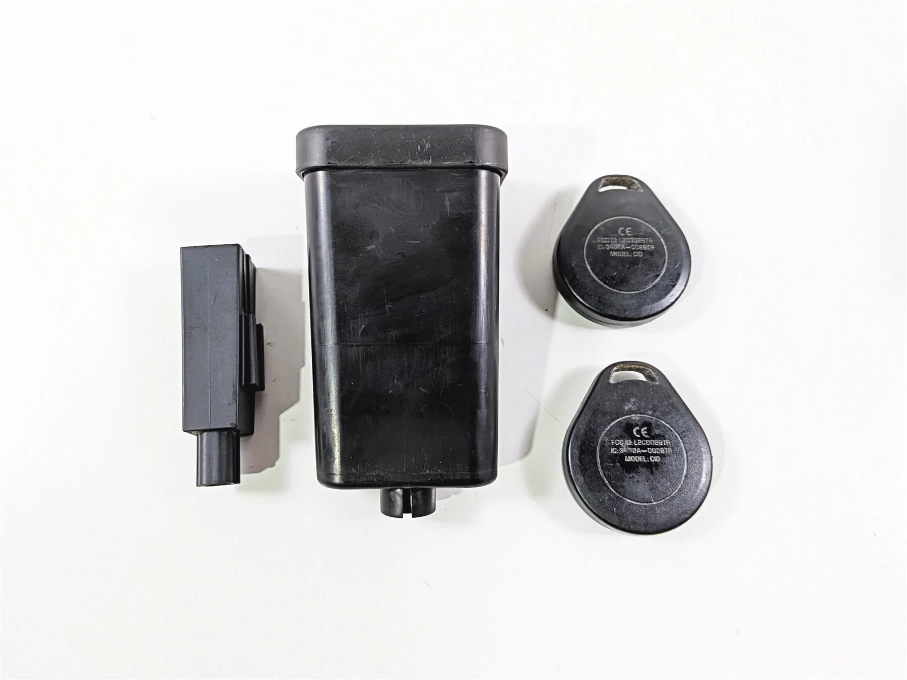 2011 Harley Touring FLHTCU CVO Electra Glide Tssm Module Fob & Antenna 68924-07 - Image 9