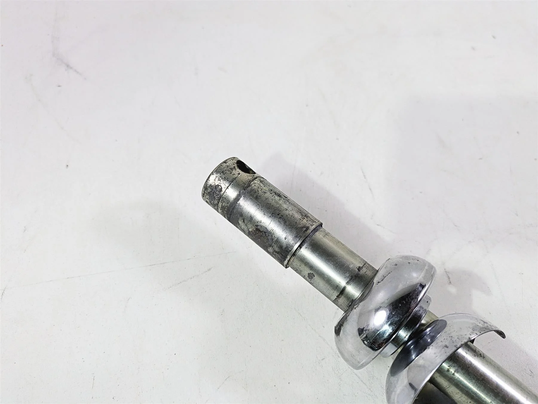 2011 Harley Touring FLHTCUSE CVO E-Glide Front Axle Wheel Spindle 41547-07A - Image 12