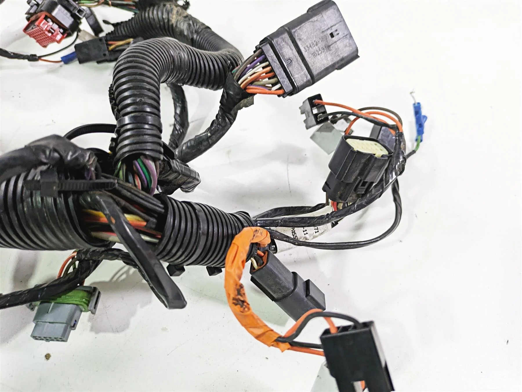 2011 Harley Touring FLHTCUSE CVO E-Glide Front Fairing Wiring Harness READ 69200071 - Image 11