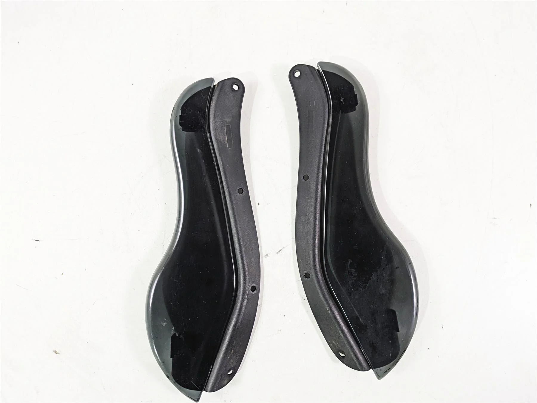 2011 Harley Touring FLHTCUSE CVO E-Glide Front Lower Wind Deflector Set - Image 5
