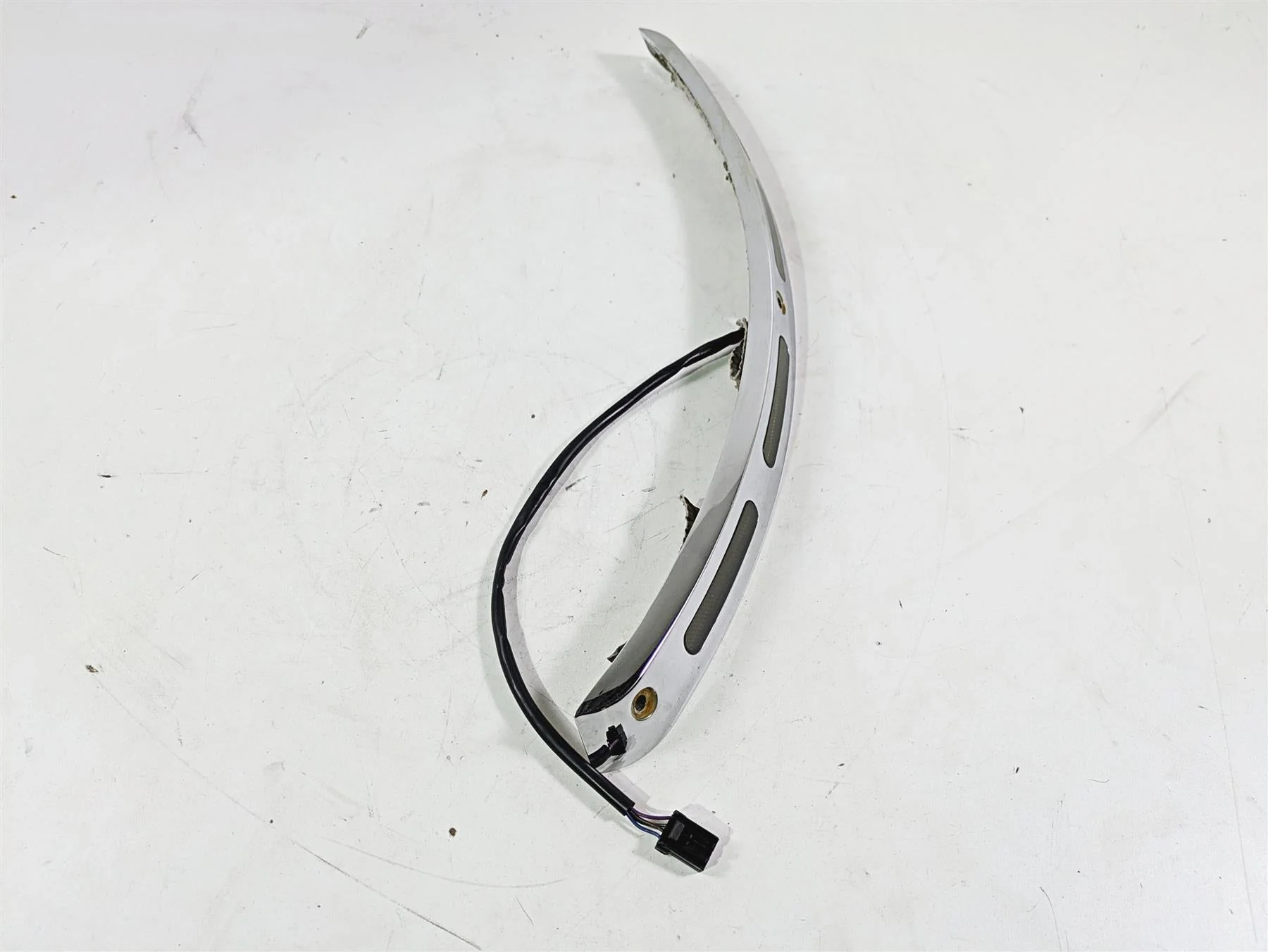 2011 Harley Touring FLHTCUSE CVO E-Glide Front Nose Fairing Running Light Trim - Image 4