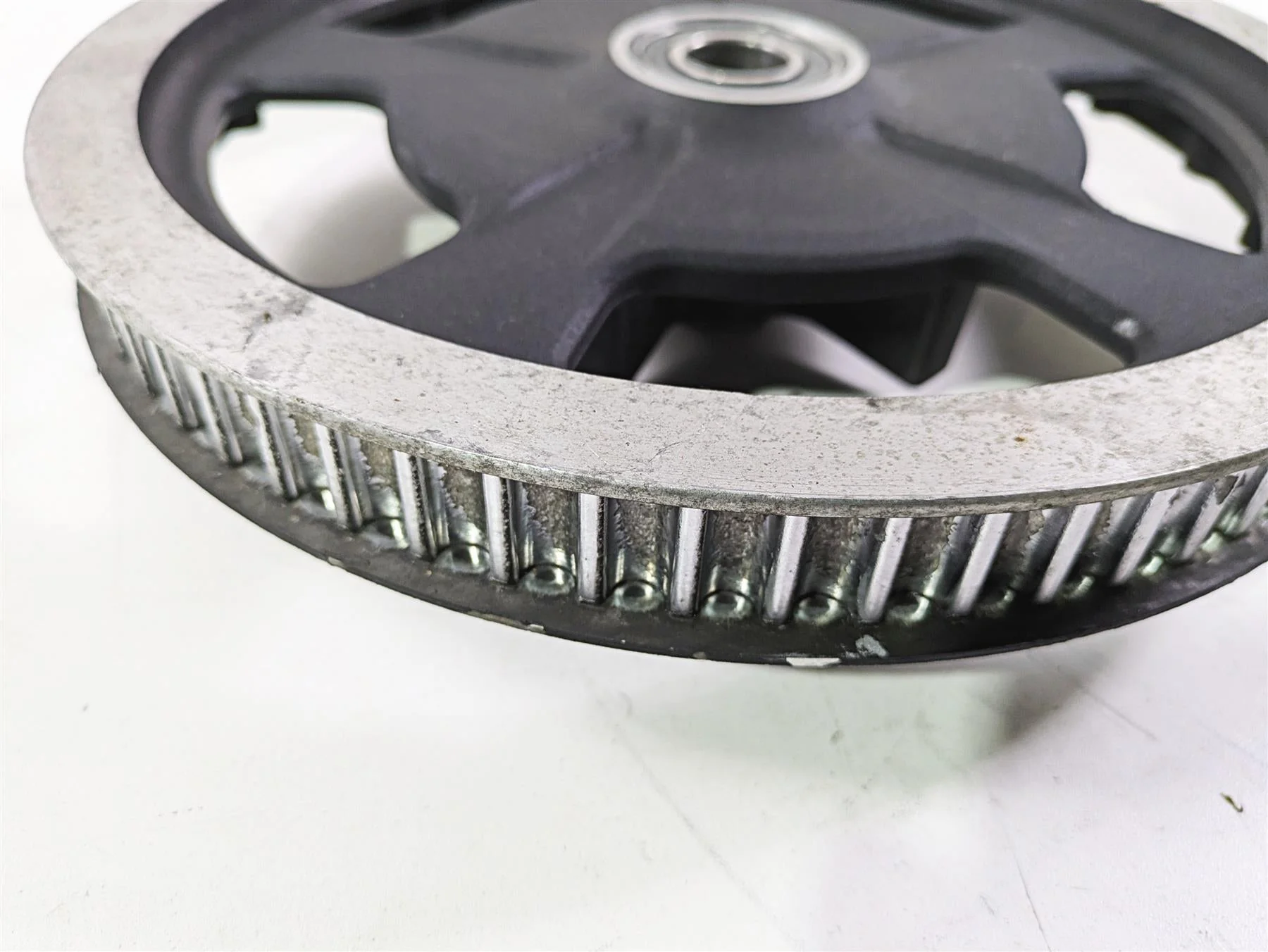 2011 Harley Touring FLHTCUSE CVO E-Glide Rear Belt Pulley 68T 1" 37781-09 - Image 6