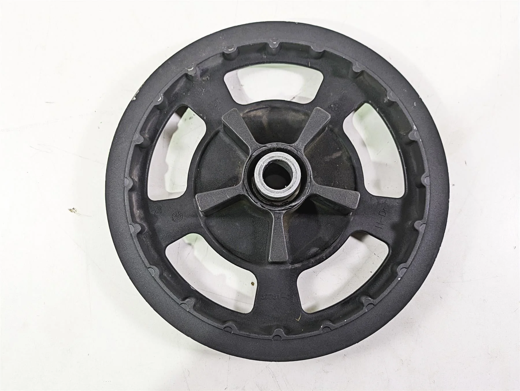 2011 Harley Touring FLHTCUSE CVO E-Glide Rear Belt Pulley 68T 1" 37781-09 - Image 7