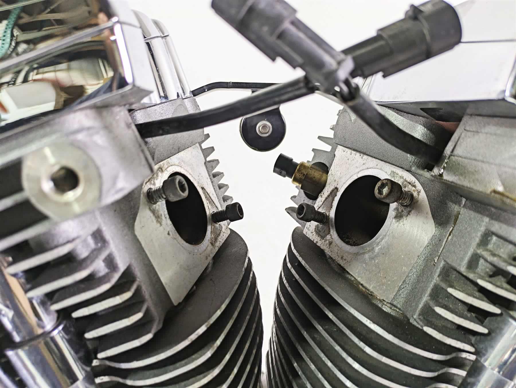 2011 Harley Touring FLHTCUSE CVO E-Glide Running 110 Engine Motor - Vid 16200106 - Image 8
