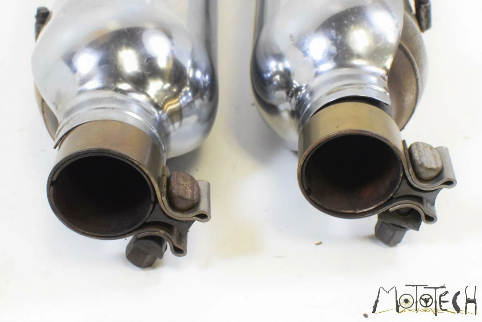 2011 Harley Touring FLTRU Road Glide Ultra Exhaust Pipe Muffler Silencer VIDEO - Image 9