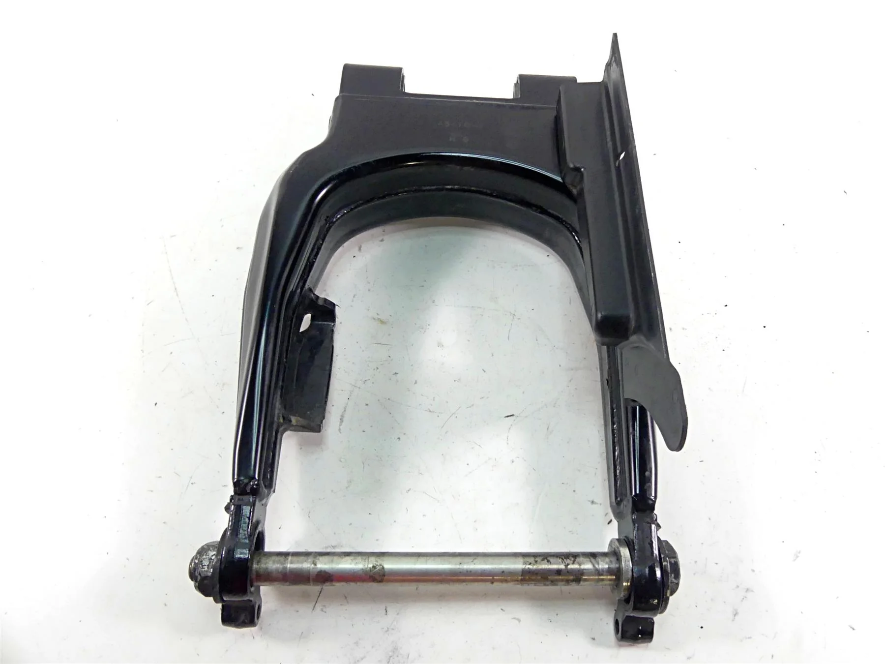 2011 Harley Touring FLTRX Road Glide Rear Swingarm Swing Arm Axle 47549-09A - Image 10