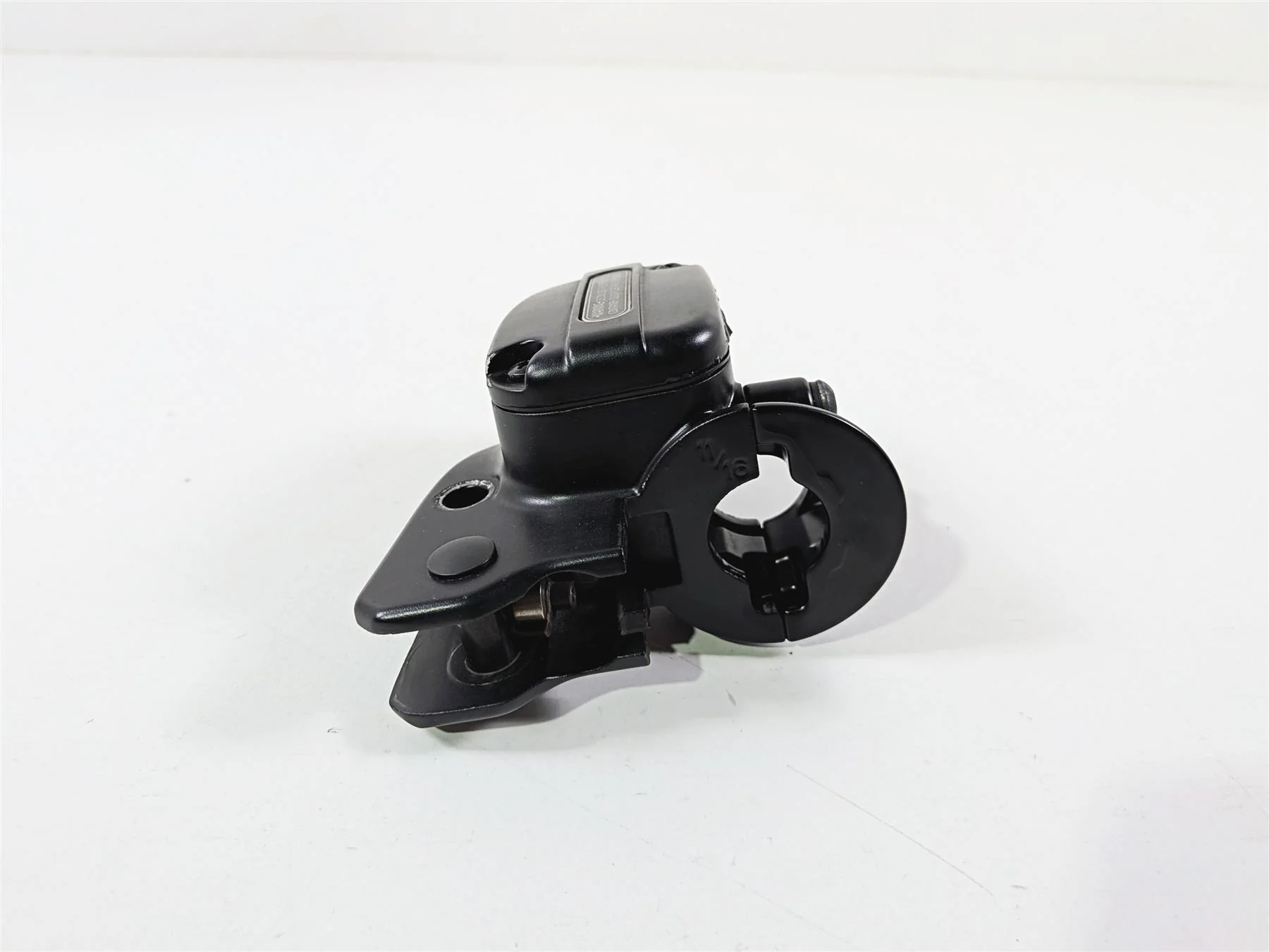 2011 Harley VRSCDX Night Rod Clutch Master Cylinder 11/16" 38744-09B - Image 2