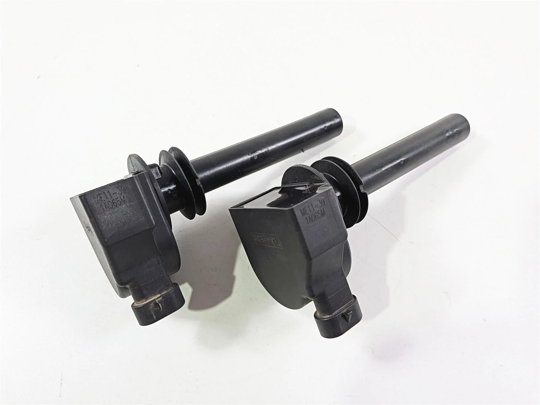 2011 Harley VRSCDX Night Rod Ignition Coil Stick Coil Set 32477-01A - Image 10