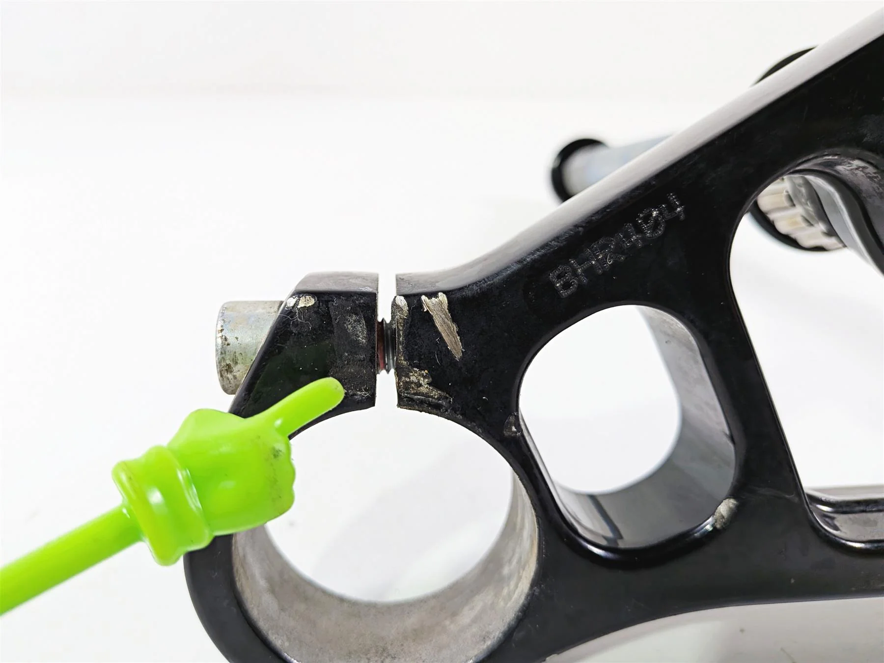 2011 Harley VRSCDX Night Rod Lower Triple Tree Steering Clamp 46855-09 - Image 2