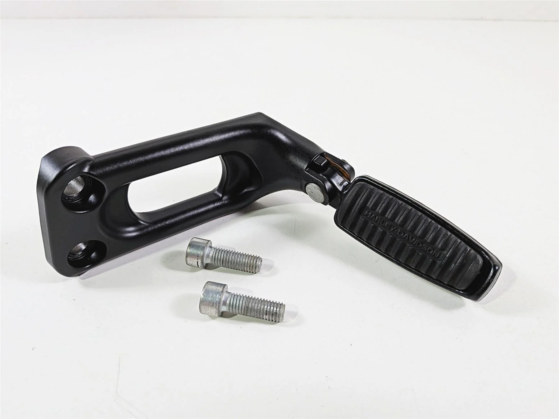 2011 Harley VRSCDX Night Rod Rear Left Passenger Foot Peg & Mount 51723-07