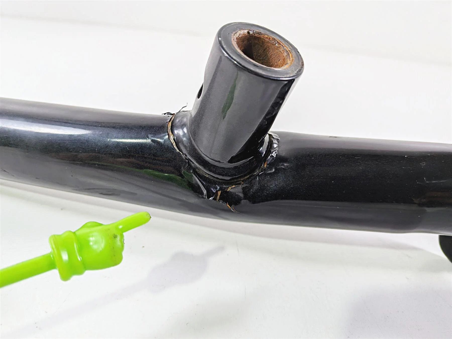 2011 Harley VRSCDX Night Rod Right Front Frame Rail Downtube - READ 47988-08BK - Image 3