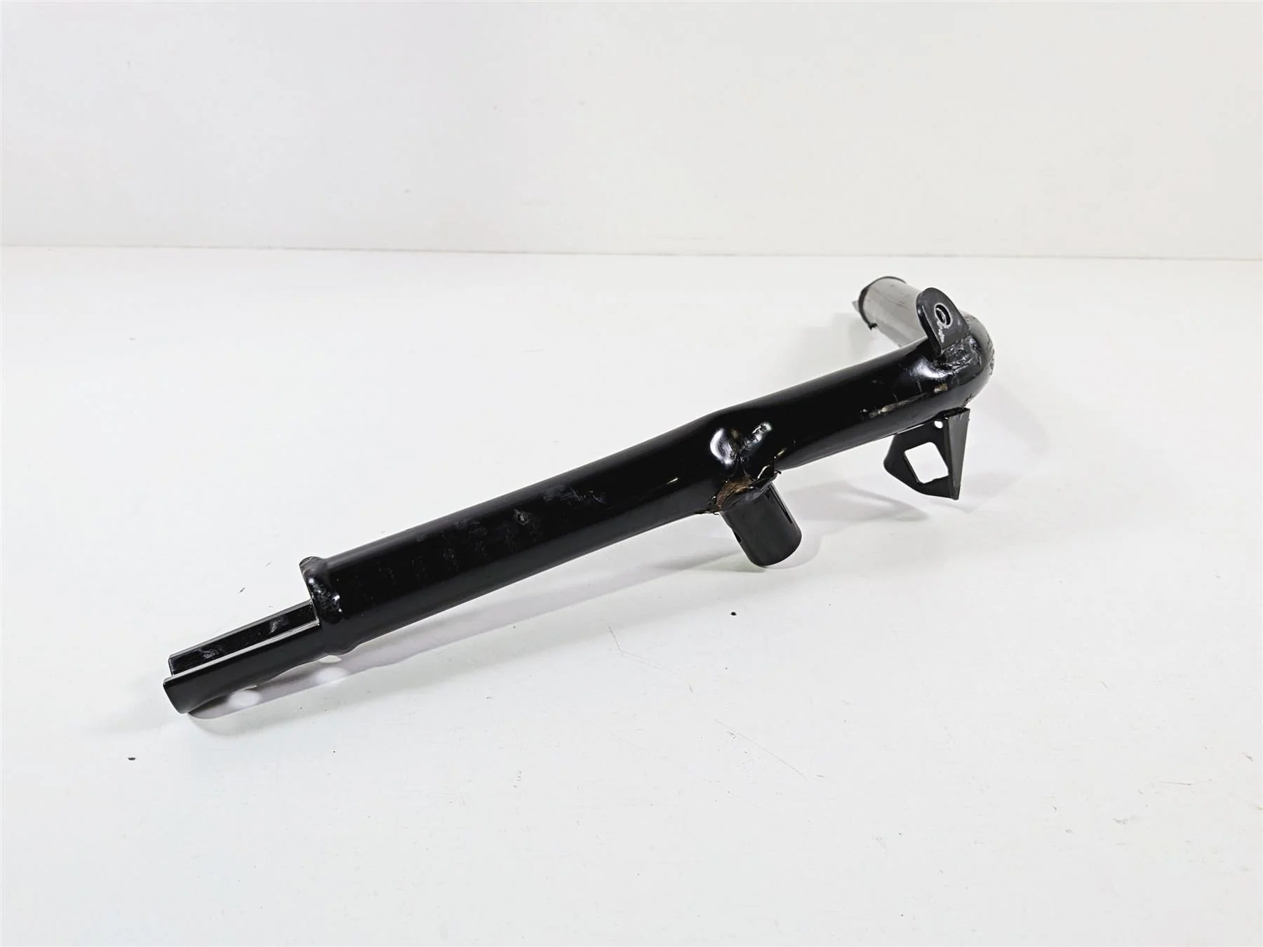 2011 Harley VRSCDX Night Rod Right Front Frame Rail Downtube - READ 47988-08BK - Image 6