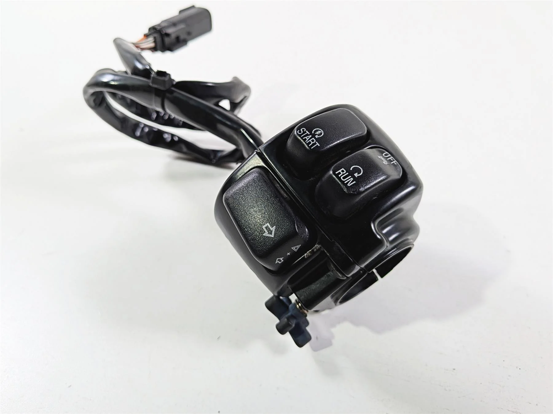2011 Harley VRSCDX Night Rod Right Hand Start Stop Control Switch -Read 71684-06 - Image 12