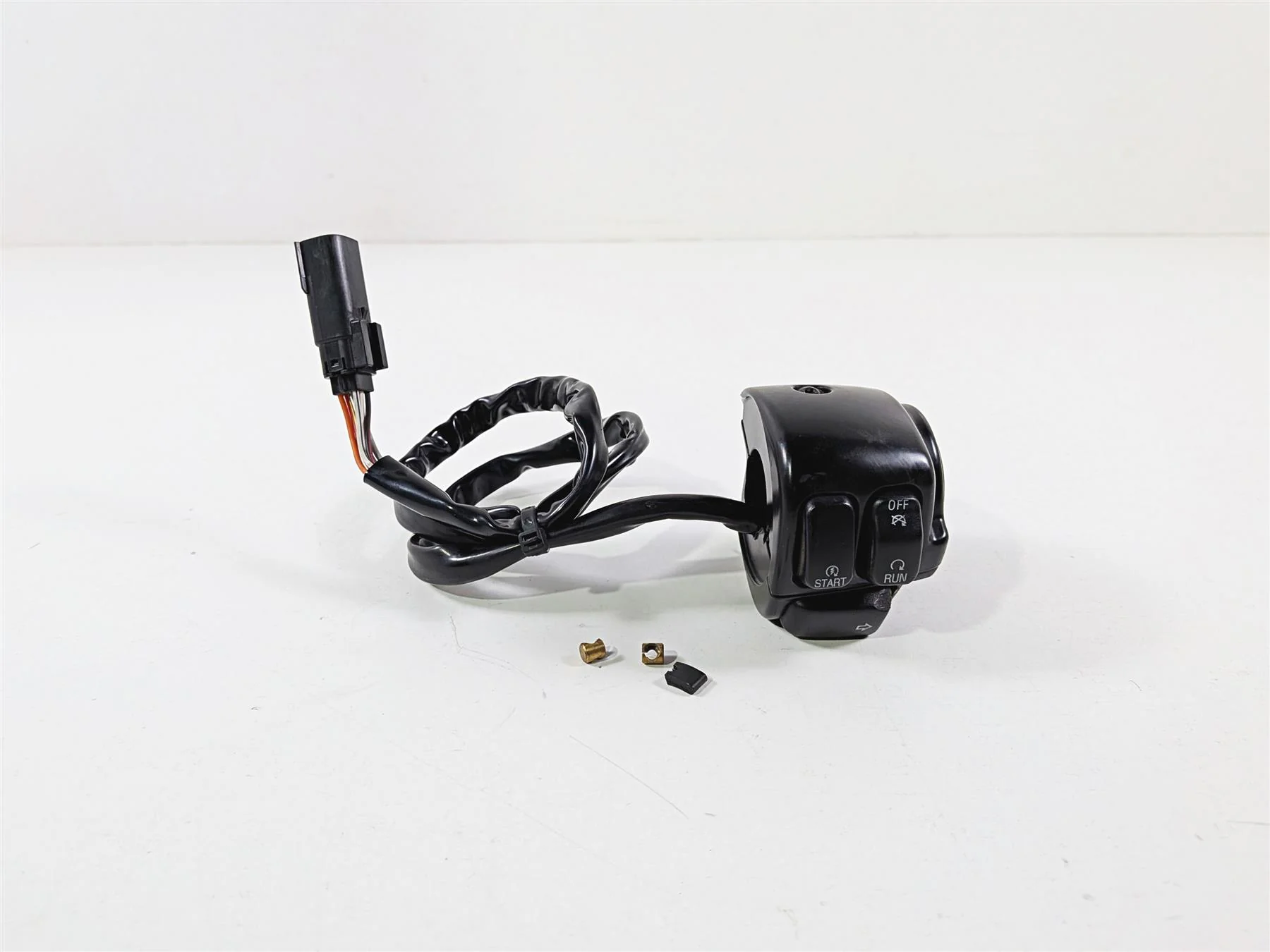 2011 Harley VRSCDX Night Rod Right Hand Start Stop Control Switch -Read 71684-06 - Image 4